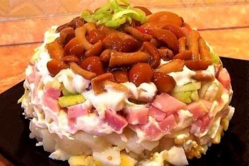 Топ - 9 самых вкусных слоеных салатов? 04