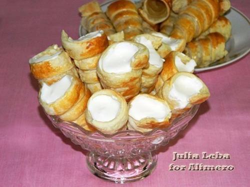 Слоеные трубочки с кремом? 08 Слоеные трубочки с кремом? 08