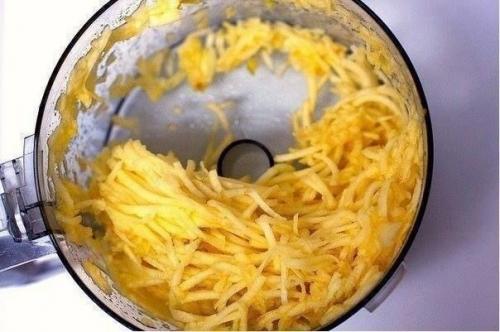 Очень вкусные оладьи с яблочком. 01