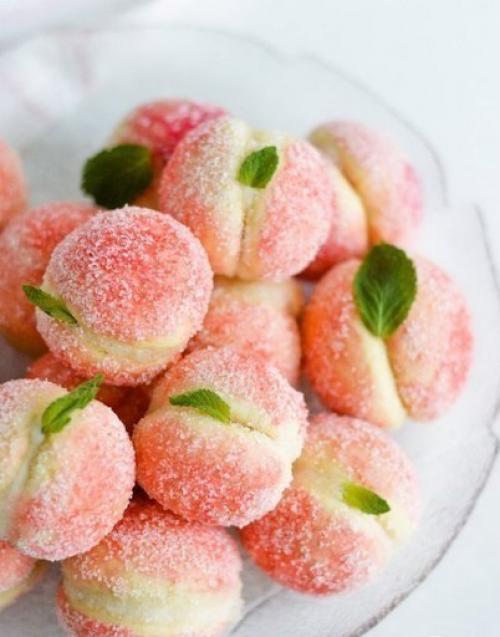 Пирожное Персики с начинкой маскарпоне. 04