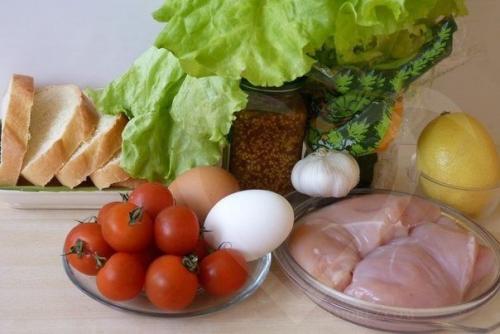 Салат Цезарь с курицей. 01