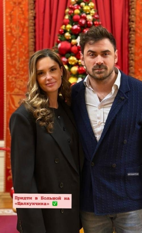 Агата муцениеце снова радует своих поклонников яркими и душевными совместными снимками с мужем! 03