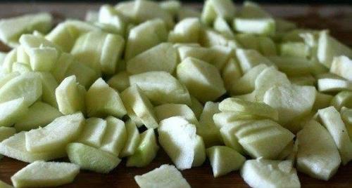 Шарлотка.  Ингредиенты:   Яйца - 4 шт. 01