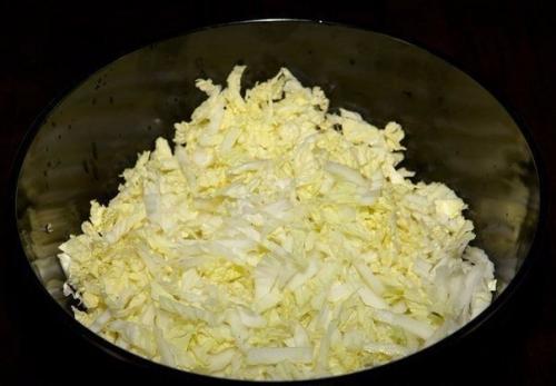 Пекинская капуста с крабовыми палочками. 01