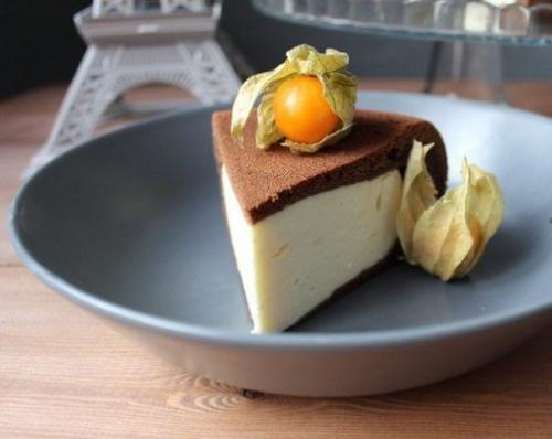 Шоколадный пирог с творожной начинкой в мультиварке.