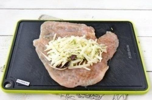 Очень вкусные куриные рулетики с сыром. 05