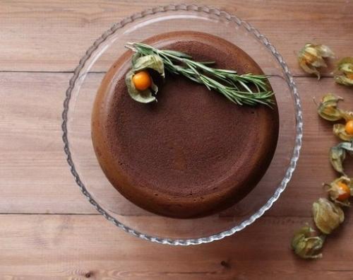 Шоколадный пирог с творожной начинкой в мультиварке. 04