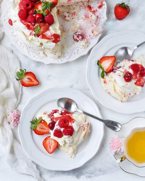 Торт Павлова.  Нежный, легкий, воздушный. 04