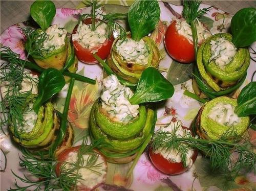 Топ - 6 рецептов кабачковых рулетов. 02