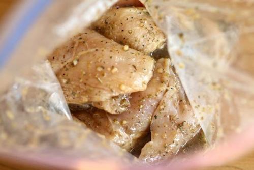 Курица фаршированная грибами и сыром. 01