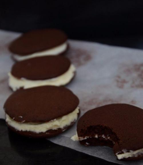Шоколадные Whoopie со сливками. 01