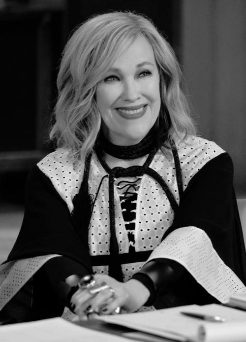 Звезда Один Дома Кэтрин о'Хара ушла из жизни в возрасте 71 года. 02