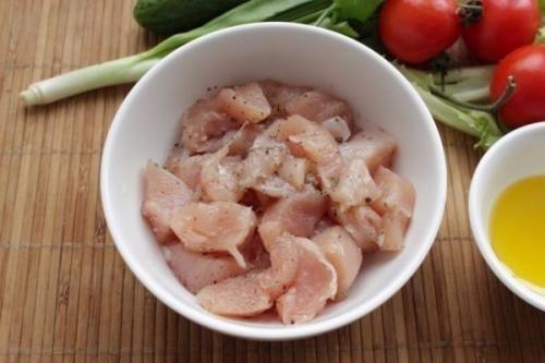 Вкусный салатик.  Ингредиенты: 02