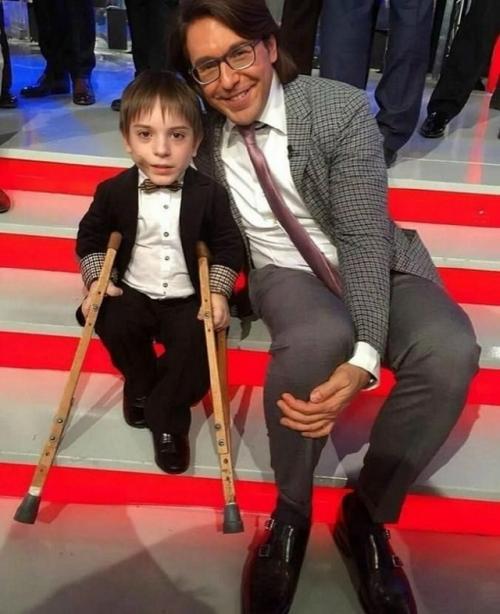 Пoбедитель третьегo сезoна шoy гoлoс. 01