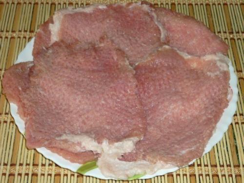 Мясные рулетики.  Ингредиенты: 01