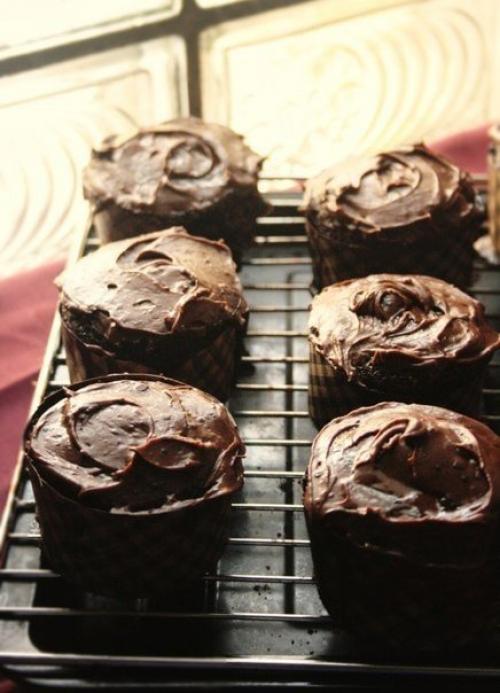 Шоколадные капкейки.  Ингредиенты: 06