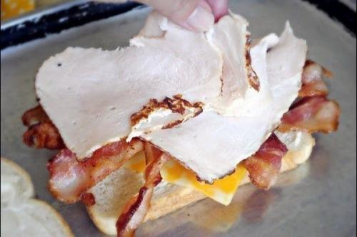 Очень сытный сэндвич. 03