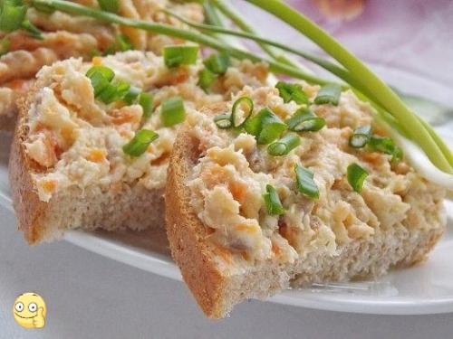 Ложная икра на ура съедается.