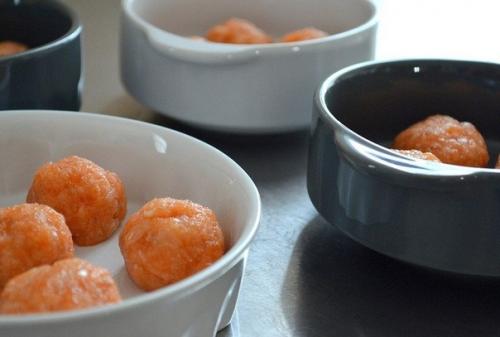 Фрикадельки из рыбы в сливочном соусе. 04