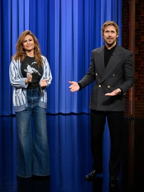 Райан гослинг и Ева мендес впервые за более чем десять лет появились на публике вместе. 

