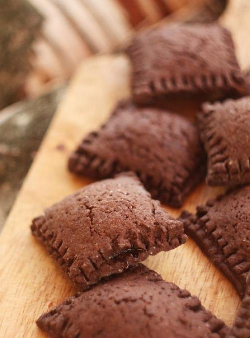 Шоколадное печенье с яблочным джемом. 07