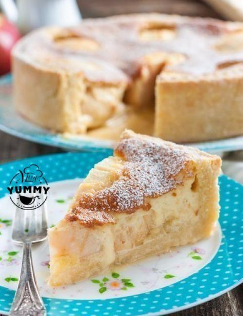 Яблочный пирог с заливкой.