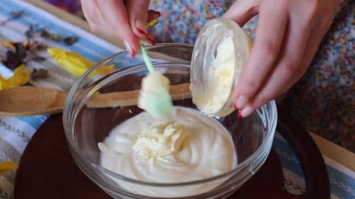 Глазированные сырки.  Ингредиенты: 04