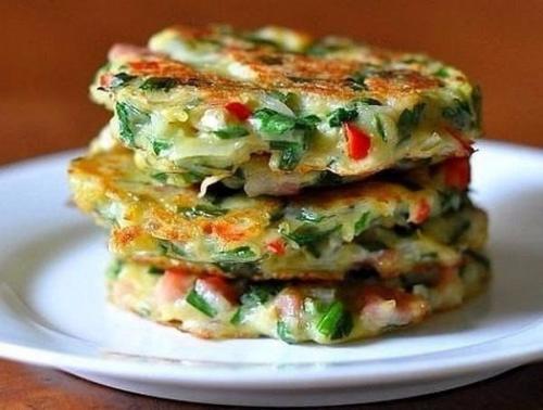 Дранички с ветчиной, сыром и зеленью. 02