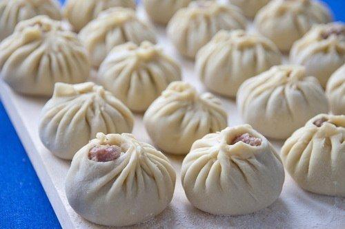 Сочные манты. Ингредиенты: 06 Сочные манты. Ингредиенты: 06