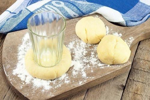 Нежная ватрушка.  Ингредиенты: 05