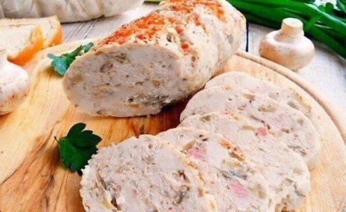 Диетическая куриная колбаса с грибами: одна только польза!