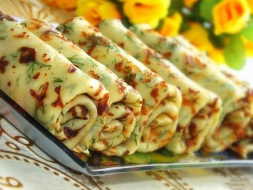 Сырные блины с зеленью.