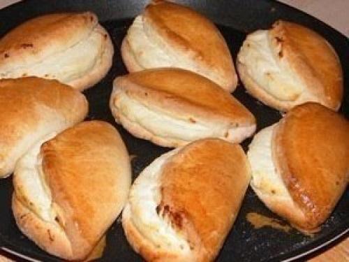 Сочни с творогом.