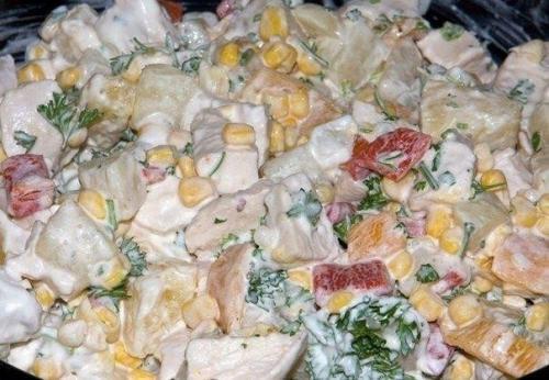 Салат из курицы с ананасами. Салат из курицы с ананасами.