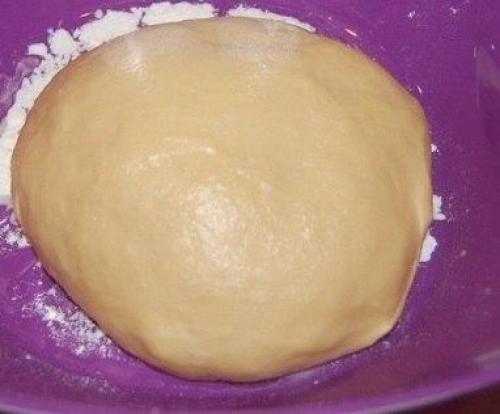 Сладкие булочки.  Ингредиенты: 02