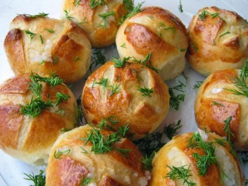 Пышные пампушки с чесночком.