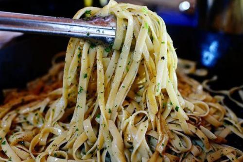 Сливочная паста с петрушкой, лимоном и чесночком. 05