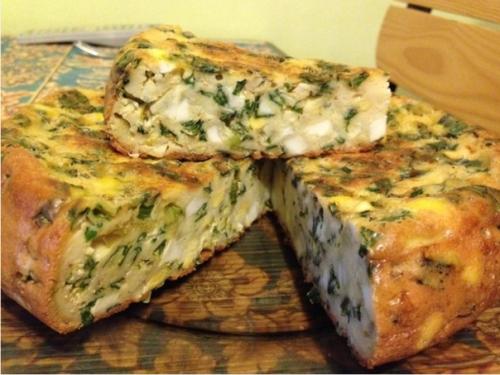 Пирог с яйцами и зелёным луком.