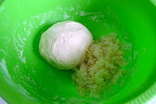 Капустные булочки.  Ингредиенты: 02