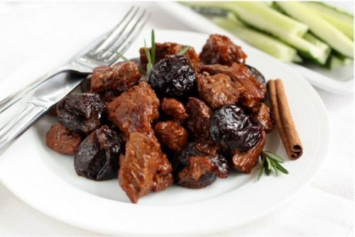 Мясо с черносливом. Мясо с черносливом.