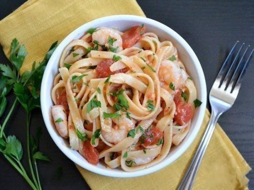 Обалденная паста с креветками.