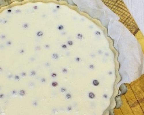 Пирог с клюквой и сметаной. 05