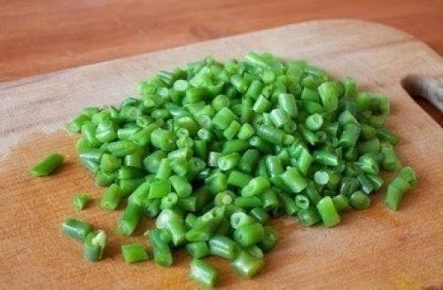 Томатный суп с курицей и зеленой фасолью. 03