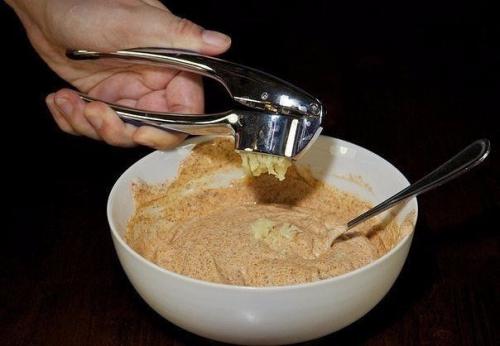 Свинина, запеченная с майонезом и специями. 02