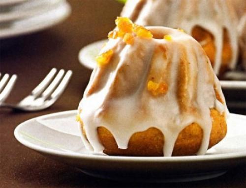 Морковный кулич.  Морковный кулич - это яркий кулич с желтым воздушным мякишем.