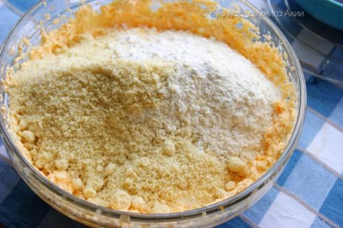 Миндальный кекс на желтках. 03
