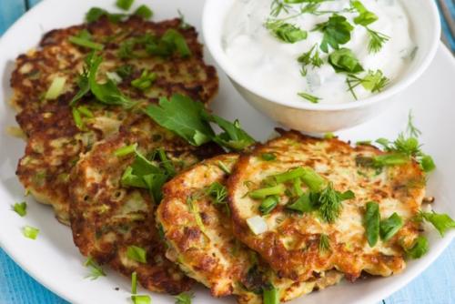 Капустные оладушки на кефире. Капустные оладушки на кефире.