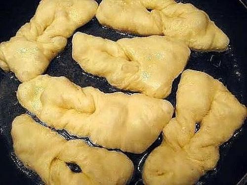 Простой рецепт пышного хвороста на кефире. 02 Простой рецепт пышного хвороста на кефире. 02