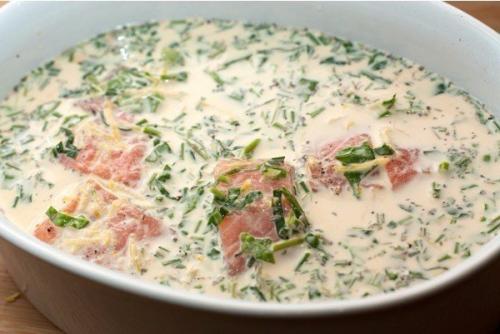 Лосось запеченный под соусом из трав. 03