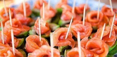 10 канапе.  Канапе - маленькие бутерброды на Один Укус - идеальная закуска для праздничного стола или фуршета.